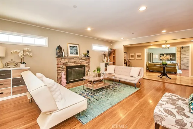 $1,899,000 | 784 Eaton Drive, Pasadena, CA 91107