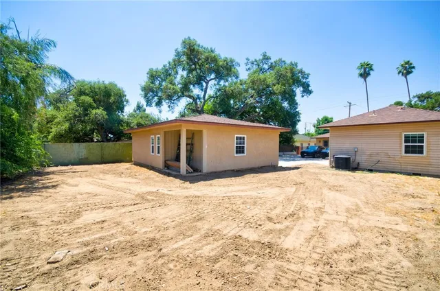 $1,899,000 | 784 Eaton Drive, Pasadena, CA 91107