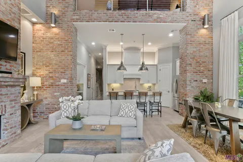 $599,500 | 4025 Perkins Lane, Baton Rouge, LA 70808