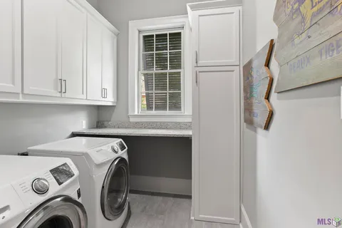 $599,500 | 4025 Perkins Lane, Baton Rouge, LA 70808