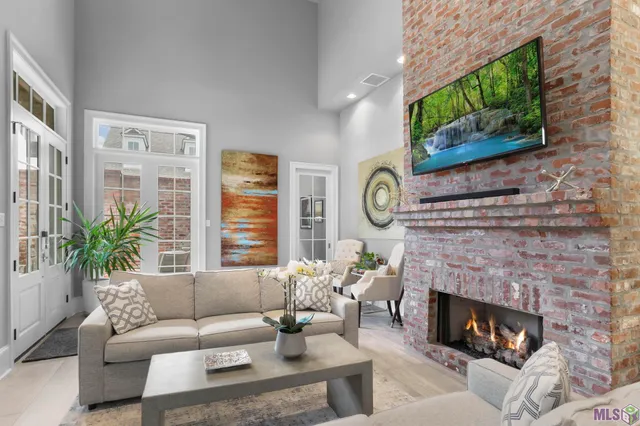 $599,500 | 4025 Perkins Lane, Baton Rouge, LA 70808