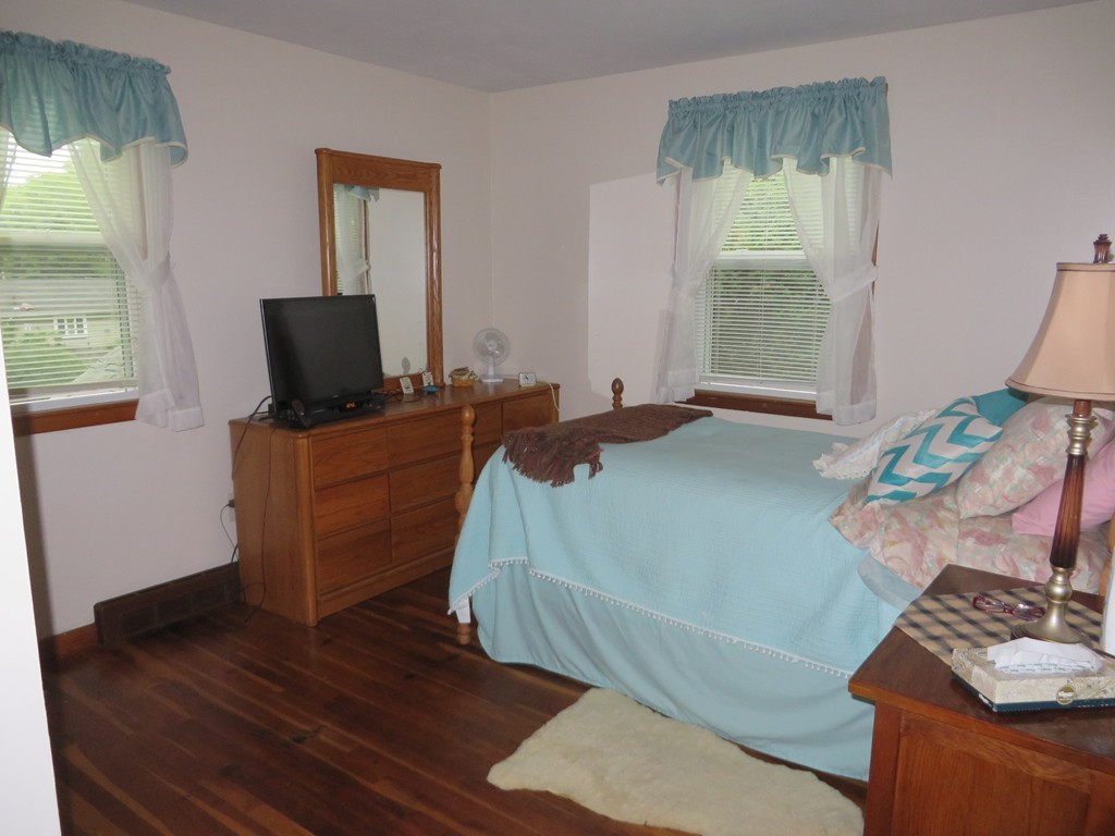 54 Ridge Road Holliston, MA 01746 - Photo 14 of 24 Gallery Image 14