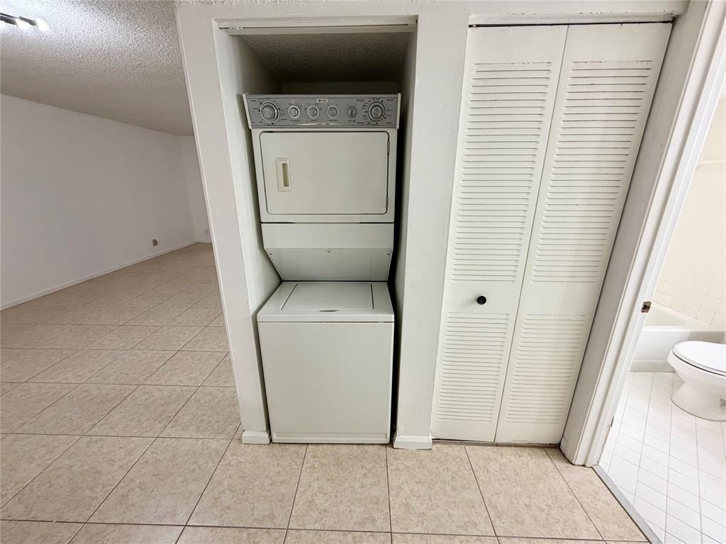 3355 Jaywood Terrace, Unit J111 Boca Raton, FL 33431 - Photo 11 of 30