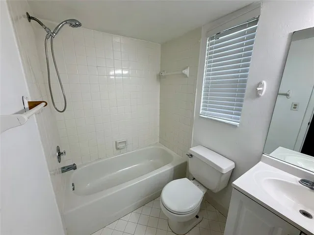 $2,500 | 3355 Jaywood Terrace, Unit J111, Boca Raton, FL 33431