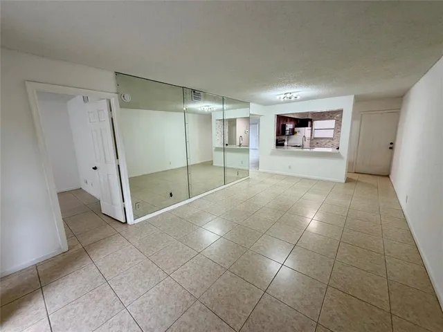 $2,500 | 3355 Jaywood Terrace, Unit J111, Boca Raton, FL 33431