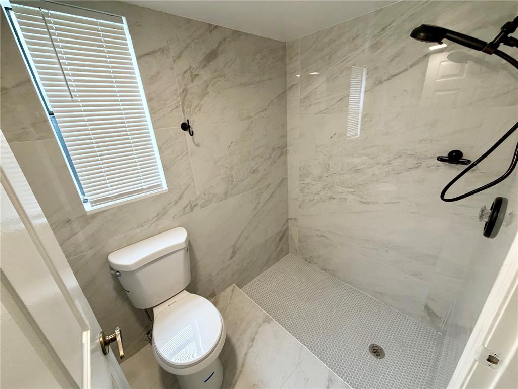 3355 Jaywood Terrace, Unit J111 Boca Raton, FL 33431 - Photo 10 of 30