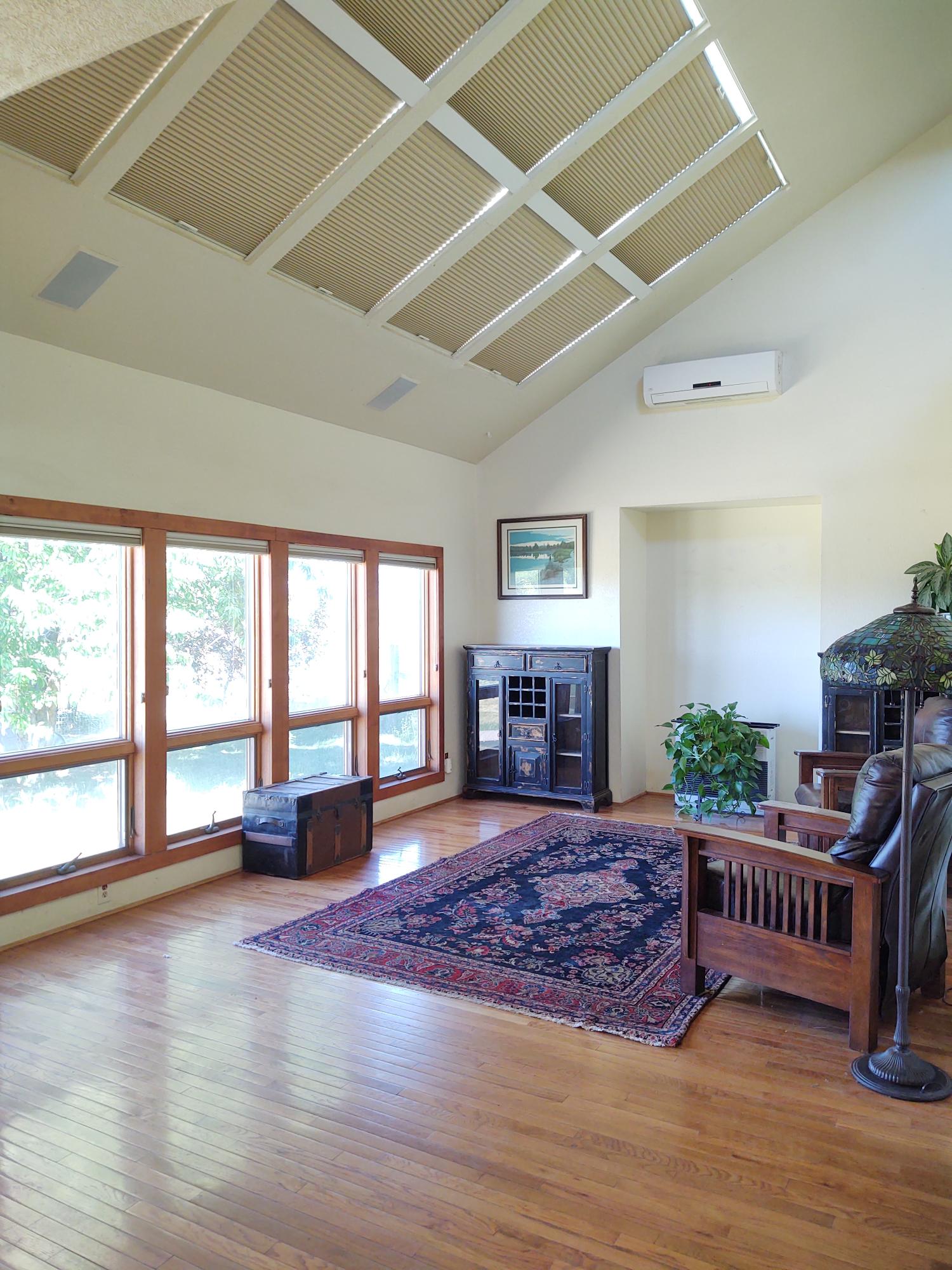 39292 Modoc Point Road Chiloquin, OR 97624 - Photo 7 of 38 Home 6a