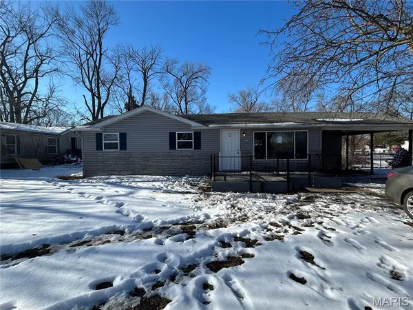 $105,000 | 2116 Doris Avenue, Cahokia, IL 62206