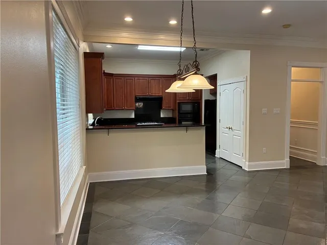 $2,700 | 363 North O Hammond Highway, New Orleans, LA 70124