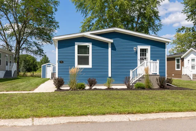 $99,900 | 714 Mill Street, Unit 71, Leslie, MI 49251