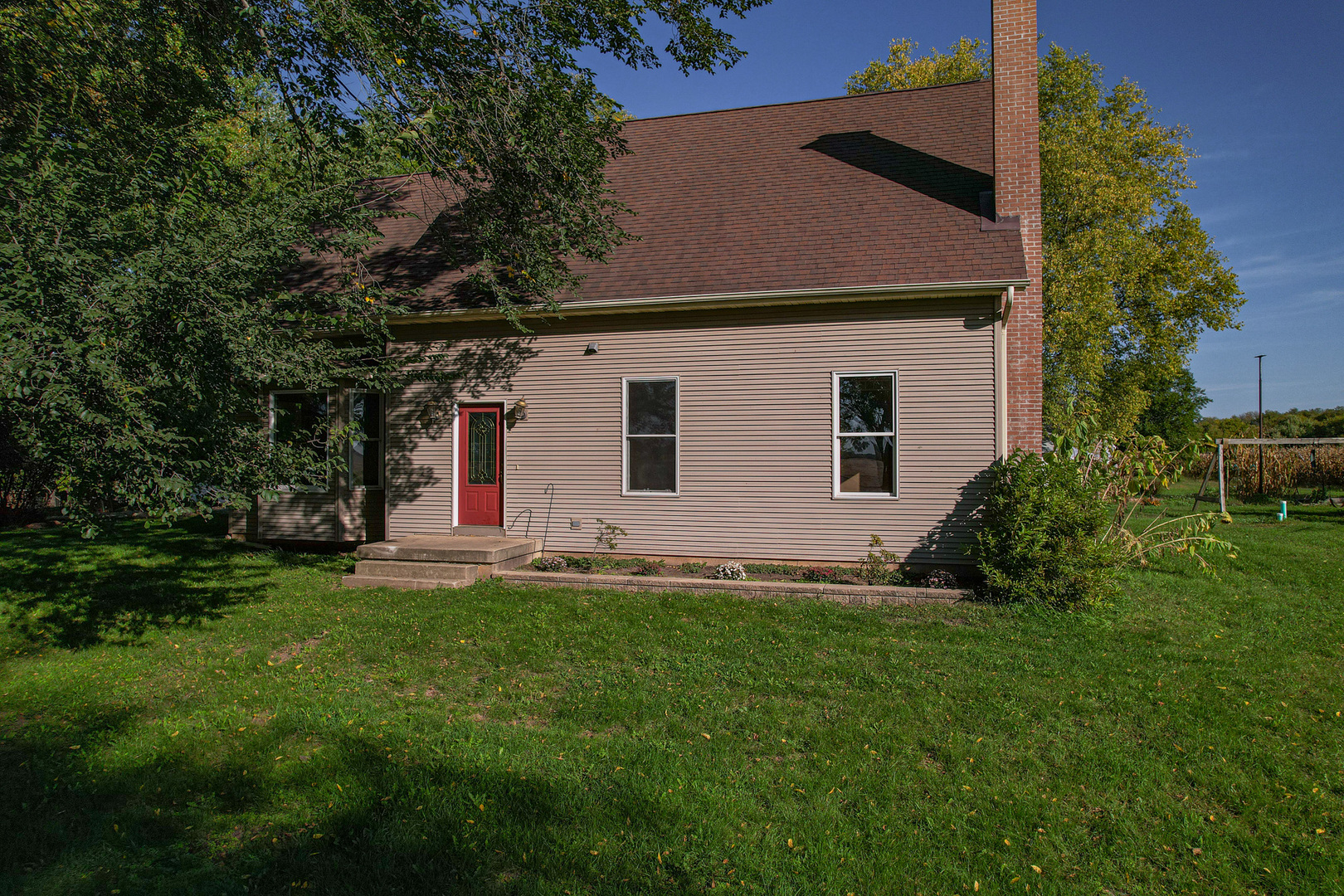 9282 East Hemstock Road Rochelle, IL 61068 - Photo 3 of 68
