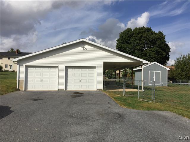 2949 Middletown Road Bethlehem, PA 18020 - Photo 3 of 14 Gallery Image 3