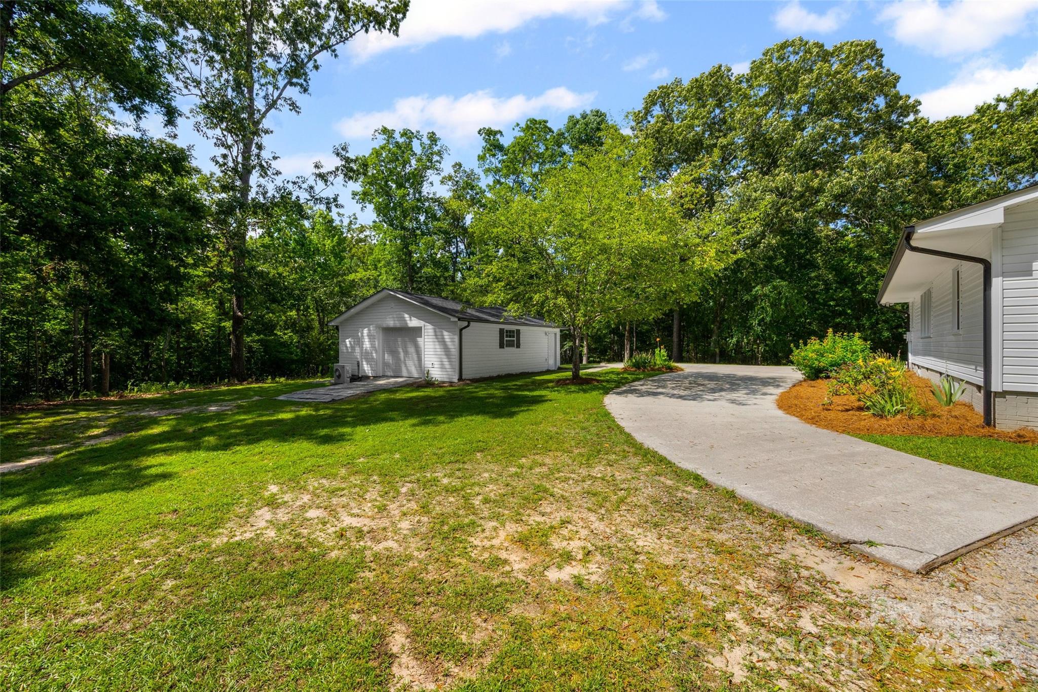 1582 Cornwell Road Blackstock, SC 29014 - Photo 15 of 27