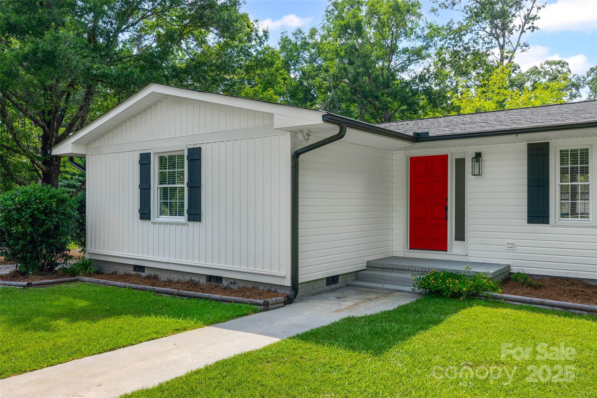 1582 Cornwell Road Blackstock, SC 29014 - Photo 2 of 27