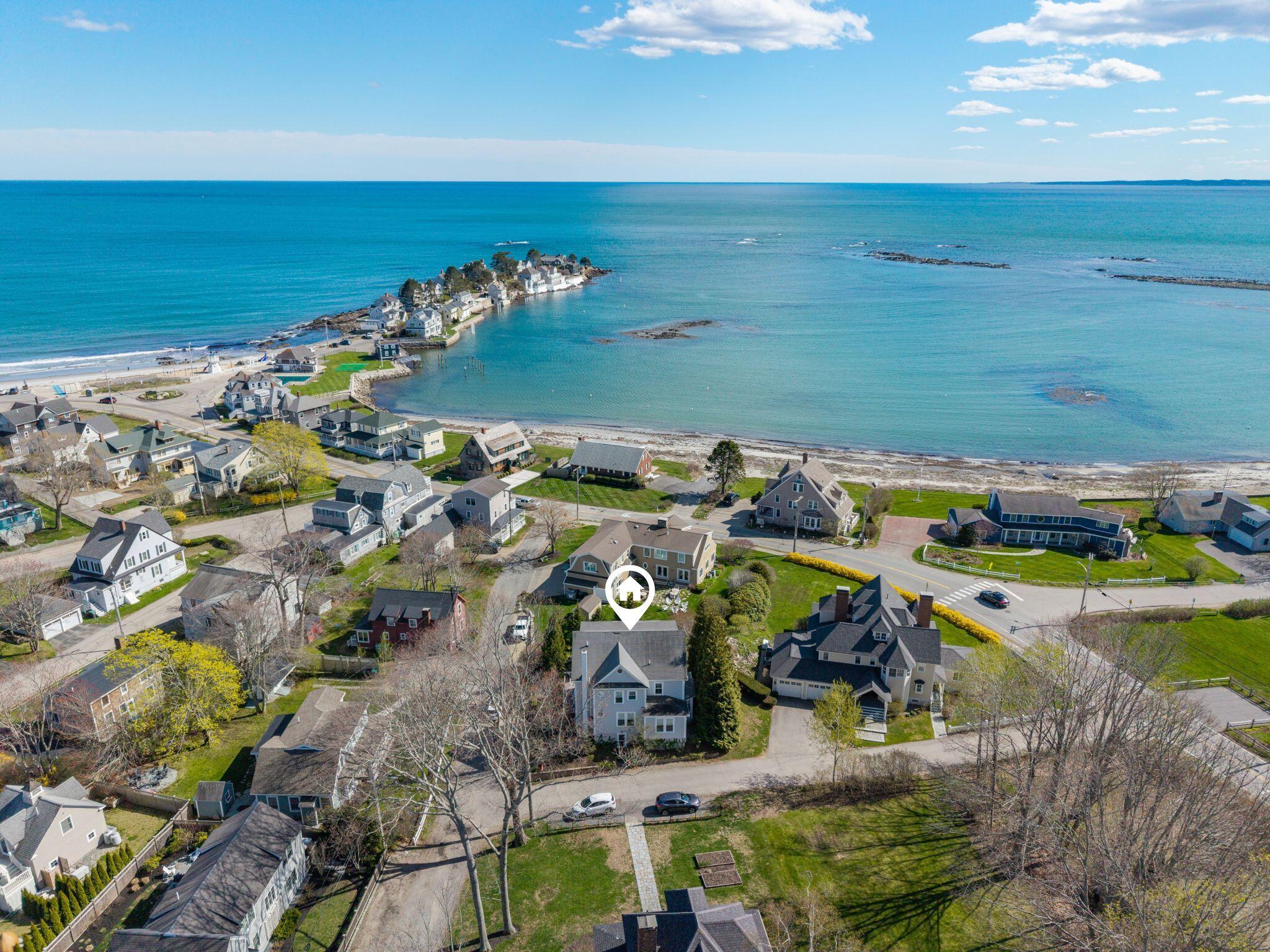 4 Oak Street Kennebunk, ME 04043 - Photo 3 of 49 Spectacular location