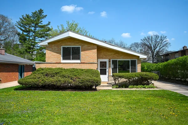 $499,900 | 507 Kenilworth Avenue, Glen Ellyn, IL 60137