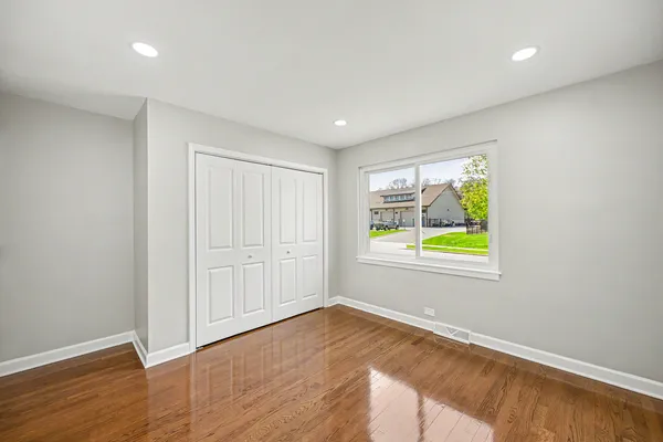 $499,900 | 507 Kenilworth Avenue, Glen Ellyn, IL 60137
