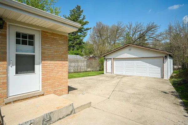 $499,900 | 507 Kenilworth Avenue, Glen Ellyn, IL 60137