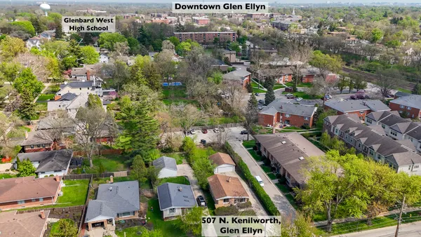 $499,900 | 507 Kenilworth Avenue, Glen Ellyn, IL 60137