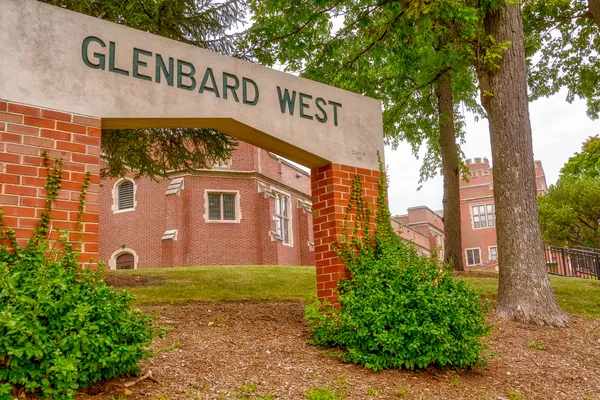 $499,900 | 507 Kenilworth Avenue, Glen Ellyn, IL 60137