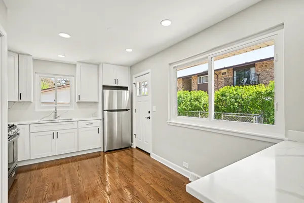 $499,900 | 507 Kenilworth Avenue, Glen Ellyn, IL 60137