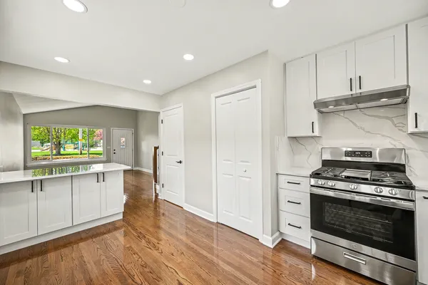 $499,900 | 507 Kenilworth Avenue, Glen Ellyn, IL 60137