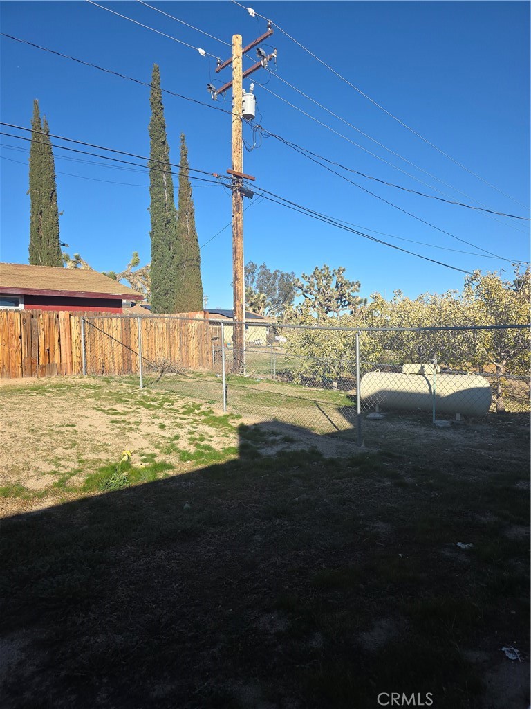 57336 Crestview Drive Yucca Valley, CA 92284 - Photo 3 of 19 a view of a ocean view