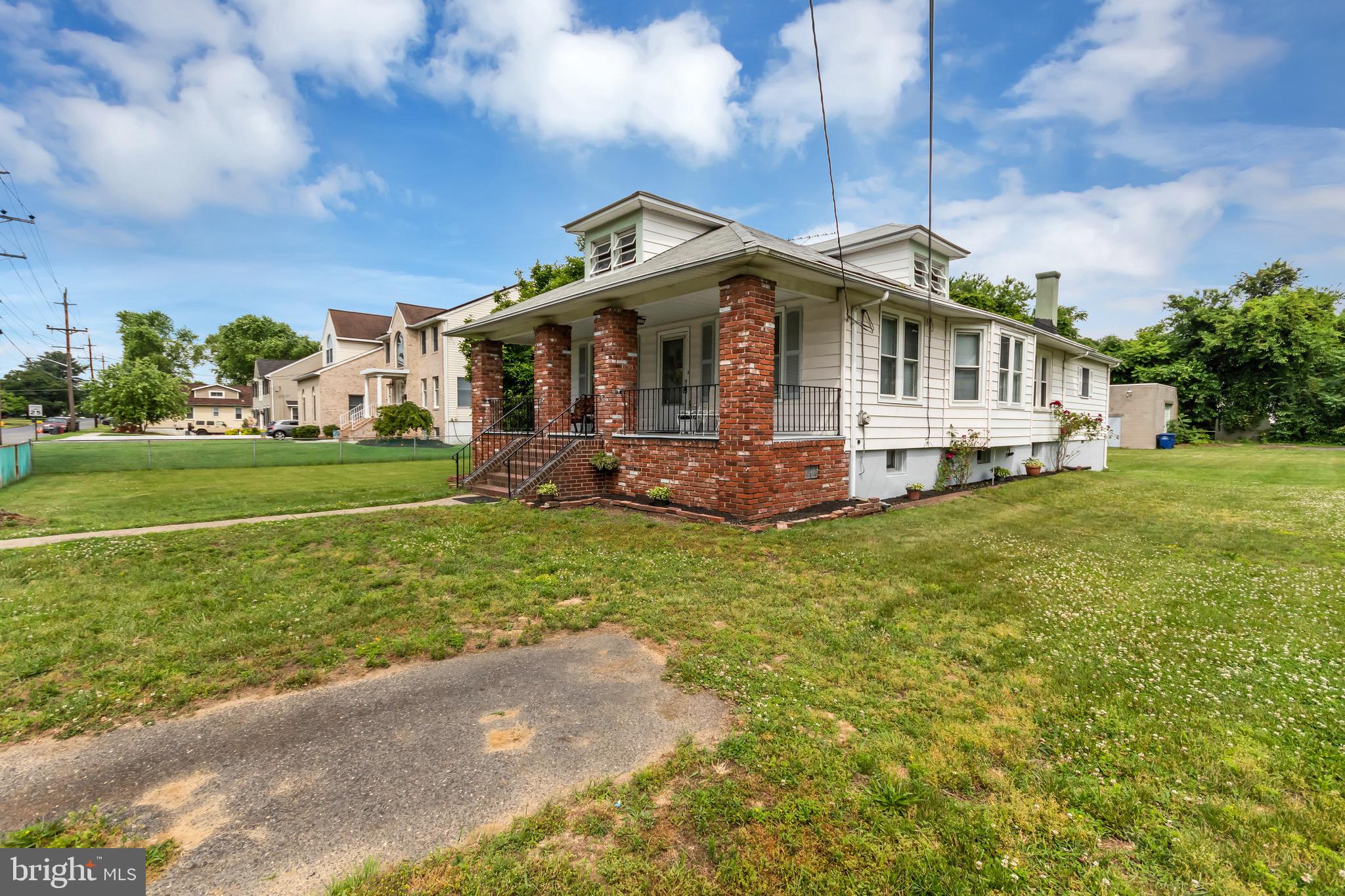 127 High Street Maple Shade, NJ 08052 - Photo 3 of 32 Gallery Image 3