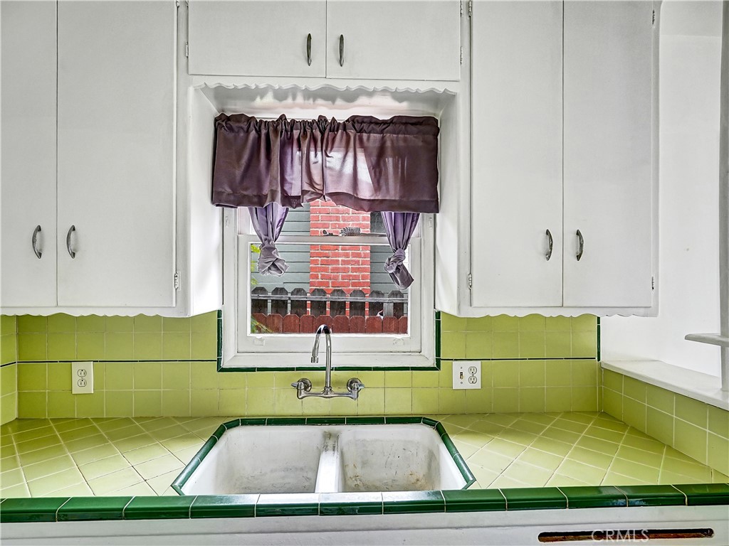 7928 Milton Avenue Whittier, CA 90602 - Photo 24 of 27 a view of a living room