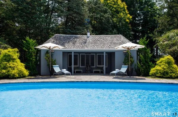 $749,000 | 12 Gulliver Circle, Norwich, CT 06360