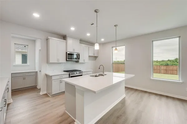 $417,990 | 517 Marcus Lane, Crowley, TX 76036