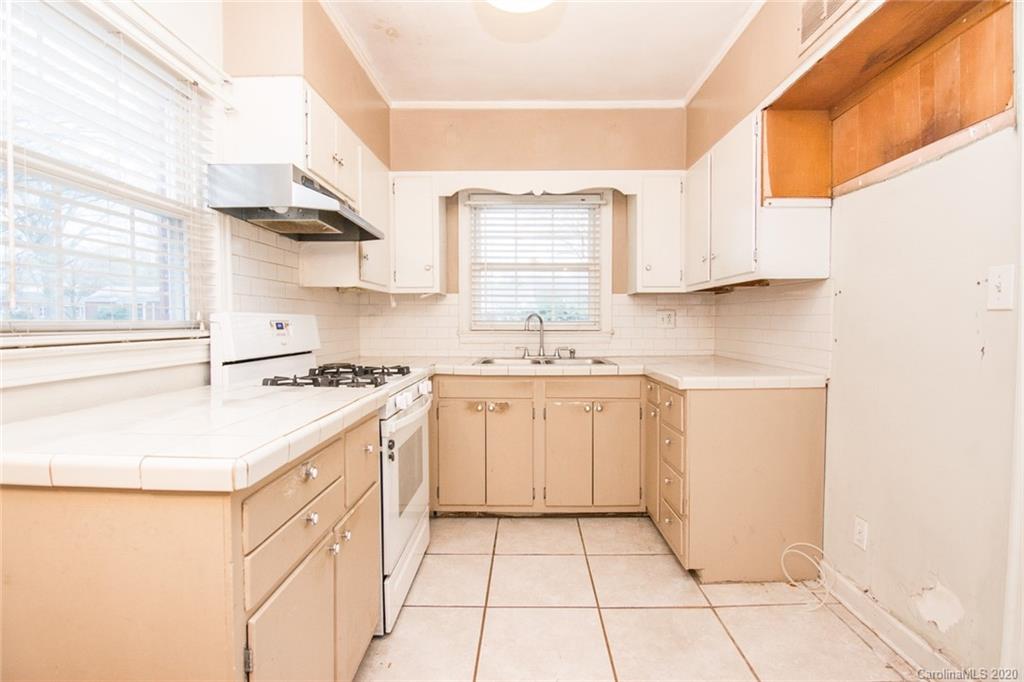 618 Greystone Road Charlotte, NC 28209 - Photo 8 of 21 Gallery Image 8