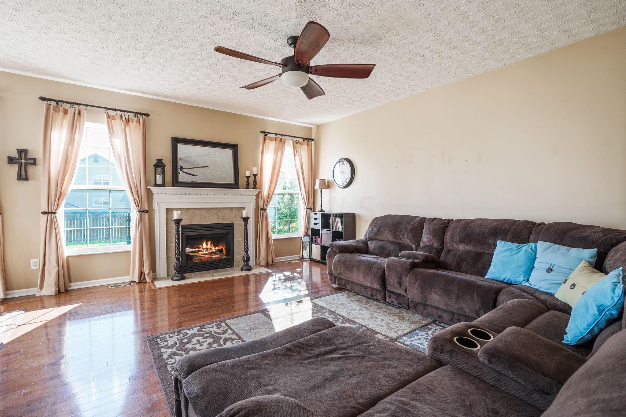 117 Stockard Loop Delaware, OH 43015 - Photo 20 of 50 Spacious Living room
