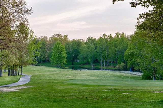 $54,000 | 1043 Montlake Road, Unit 131, Soddy Daisy, TN 37379