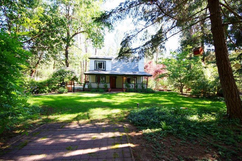 15995 Water Gap Road Williams, OR 97544 - Photo 2 of 35 Additional Photo