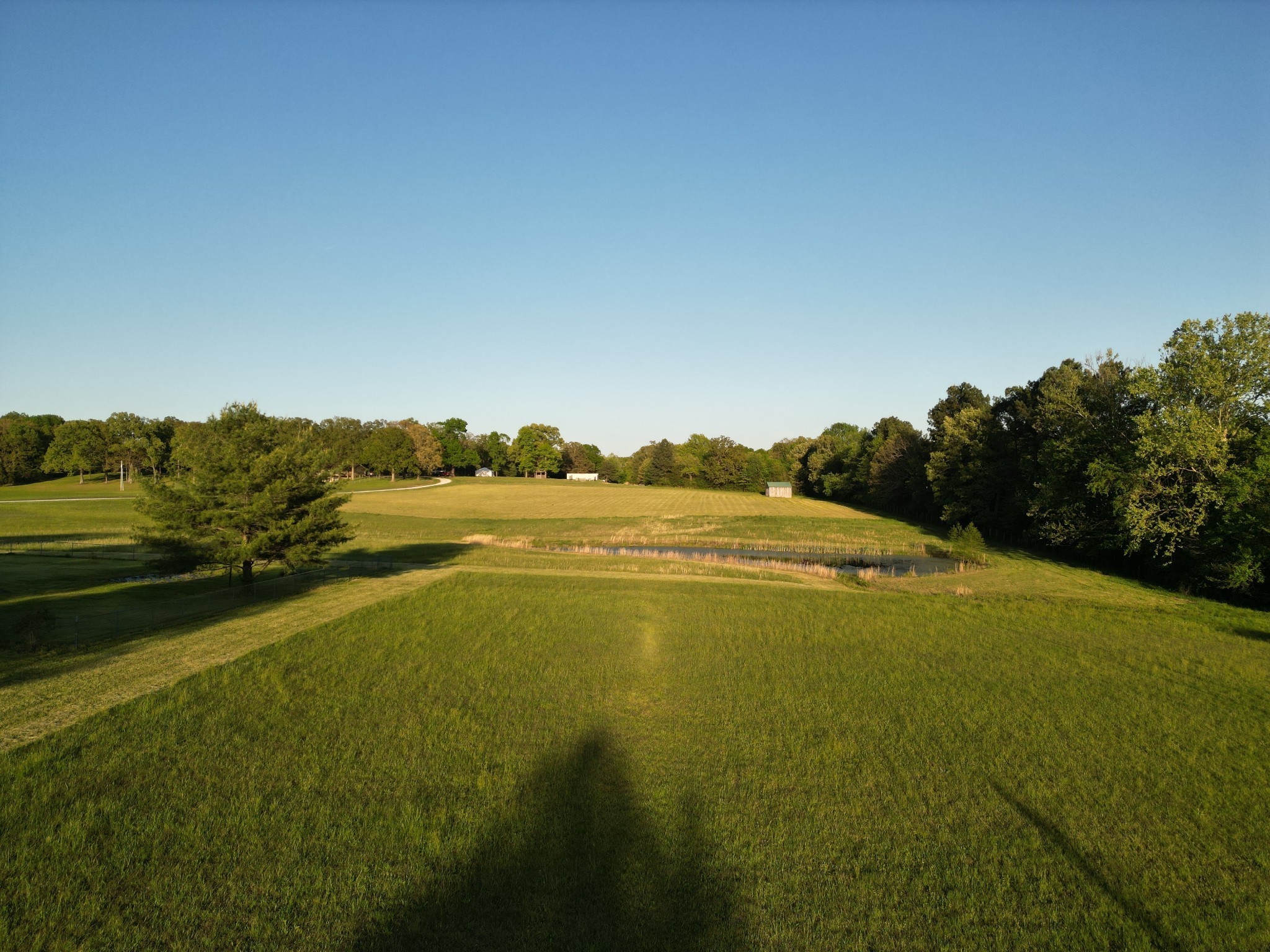 1275 State Highway 48 Dickson, TN 37055 - Photo 13 of 14 a view of an ocean and beach