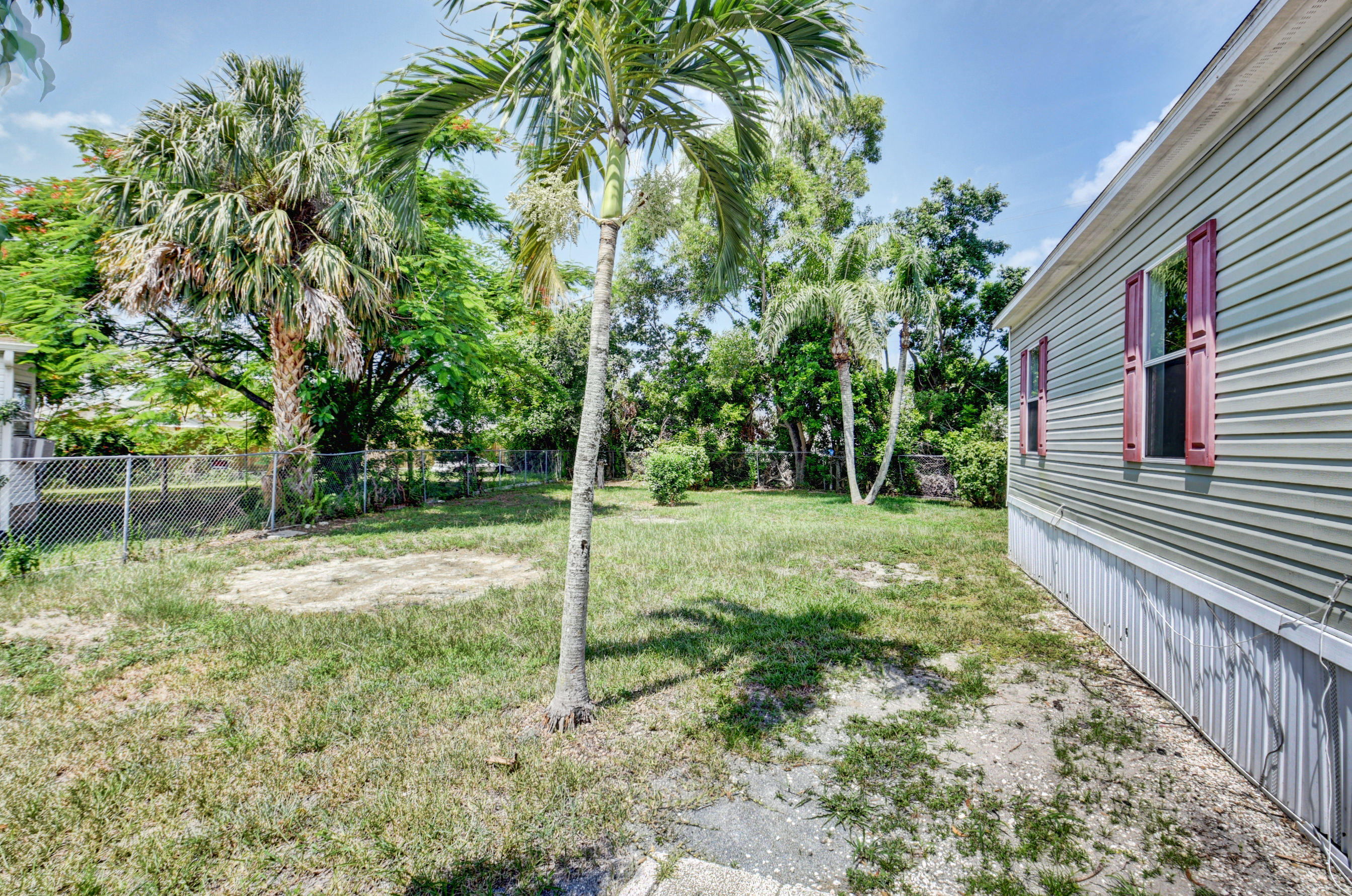 10088 Marlin Circle Boca Raton, FL 33428 - Photo 2 of 27 02_dsc_1697_698_699_700_701