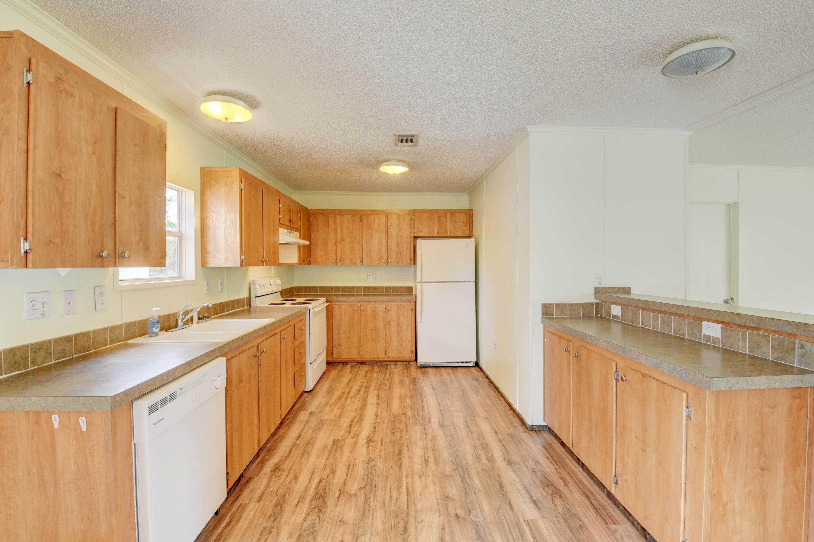 10088 Marlin Circle Boca Raton, FL 33428 - Photo 7 of 27 21_dsc_1852_3_4_5_6