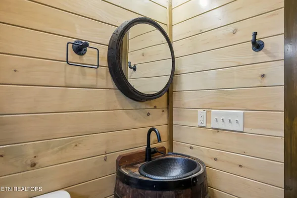 $2,499,900 | 997 King Branch Road, Sevierville, TN 37876