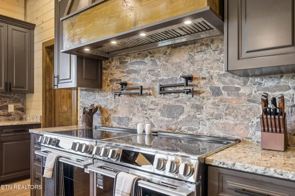 $2,499,900 | 997 King Branch Road, Sevierville, TN 37876