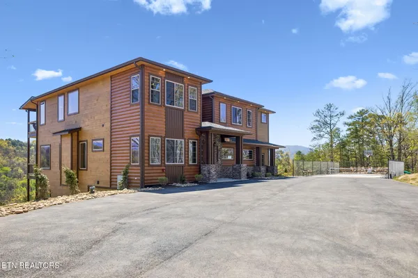 $2,499,900 | 997 King Branch Road, Sevierville, TN 37876