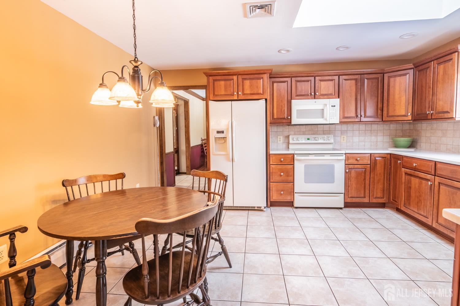 59 Dayton Road Jamesburg, NJ 08831 - Photo 22 of 67