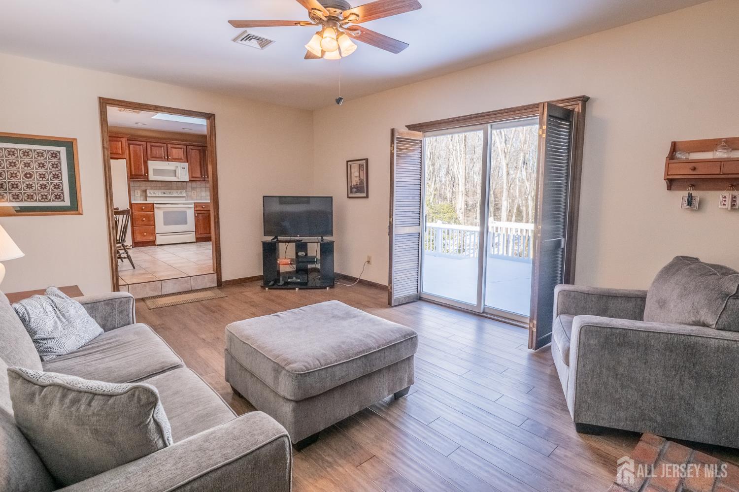 59 Dayton Road Jamesburg, NJ 08831 - Photo 24 of 67