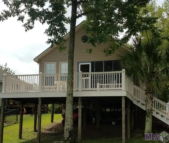 $227,700 | 20996 Diversion Canal Road, St. Amant, LA 70774
