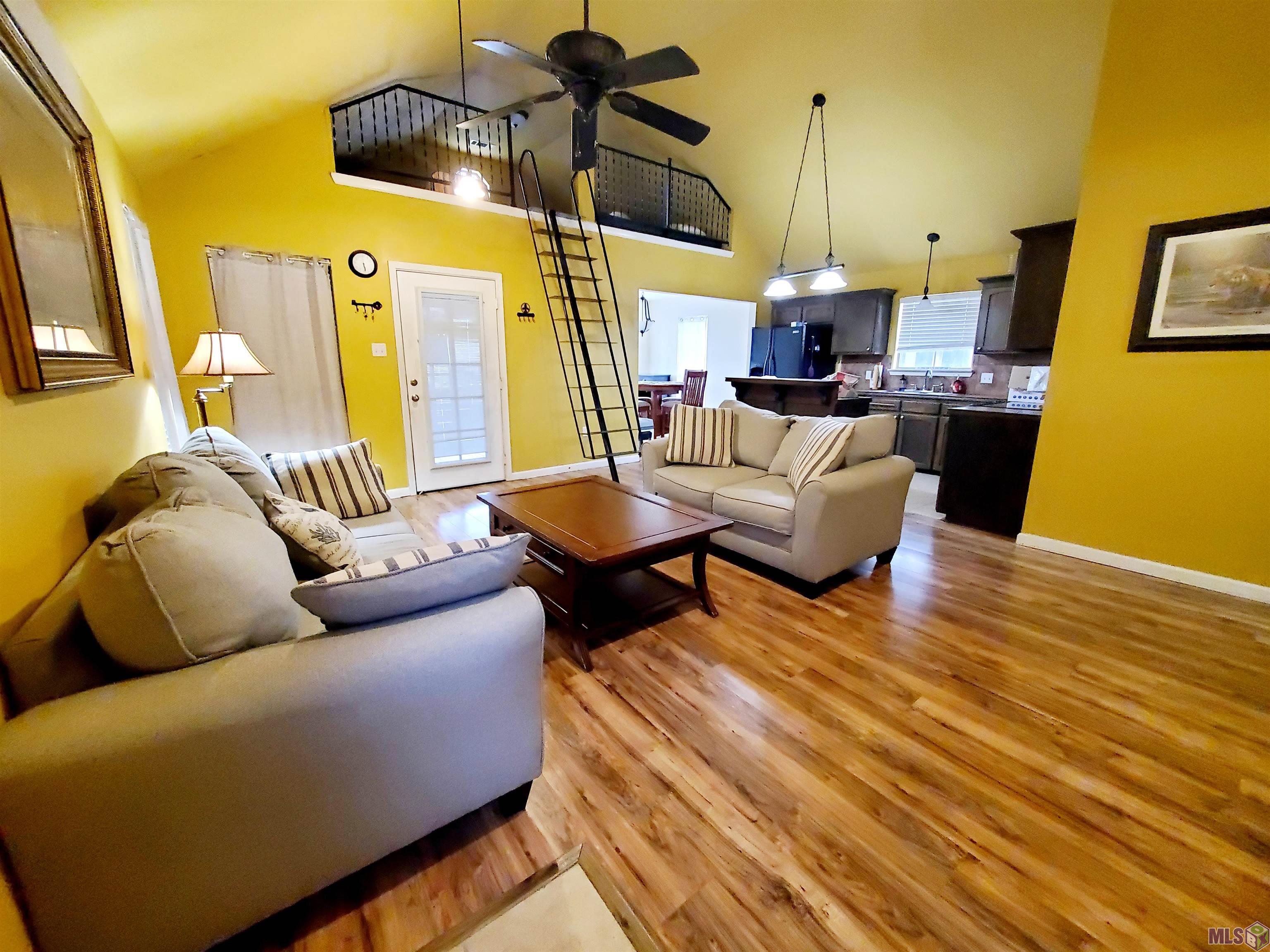 20996 Diversion Canal Road St. Amant, LA 70774 - Photo 33 of 44