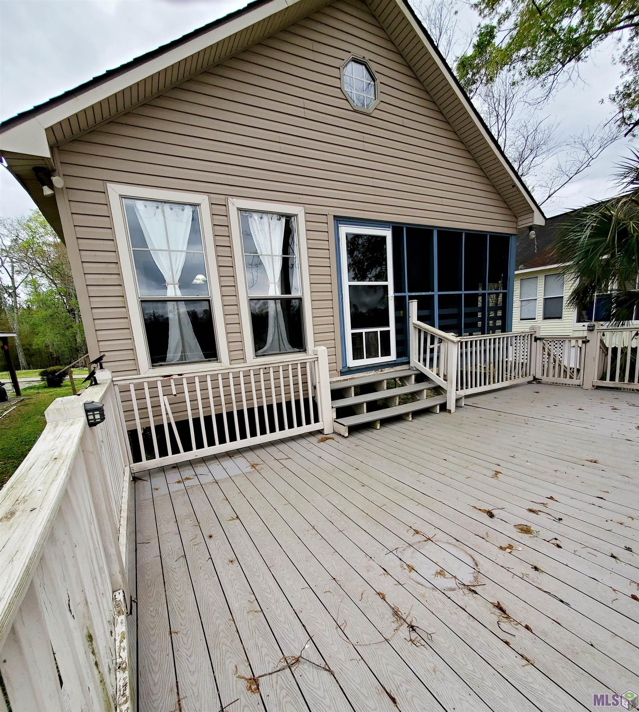 20996 Diversion Canal Road St. Amant, LA 70774 - Photo 40 of 44