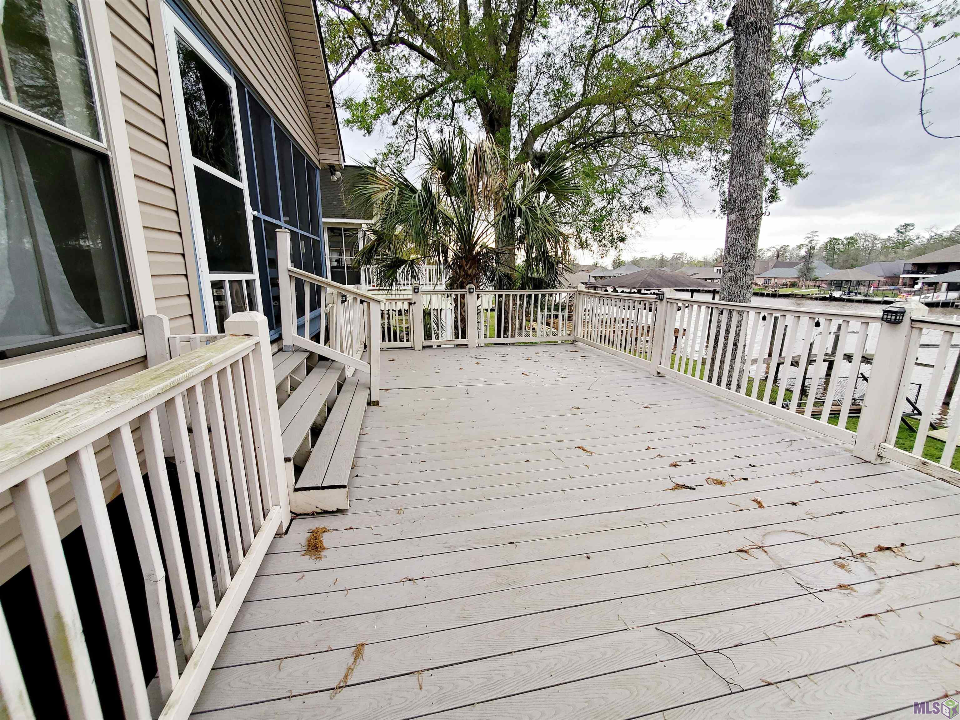 20996 Diversion Canal Road St. Amant, LA 70774 - Photo 41 of 44