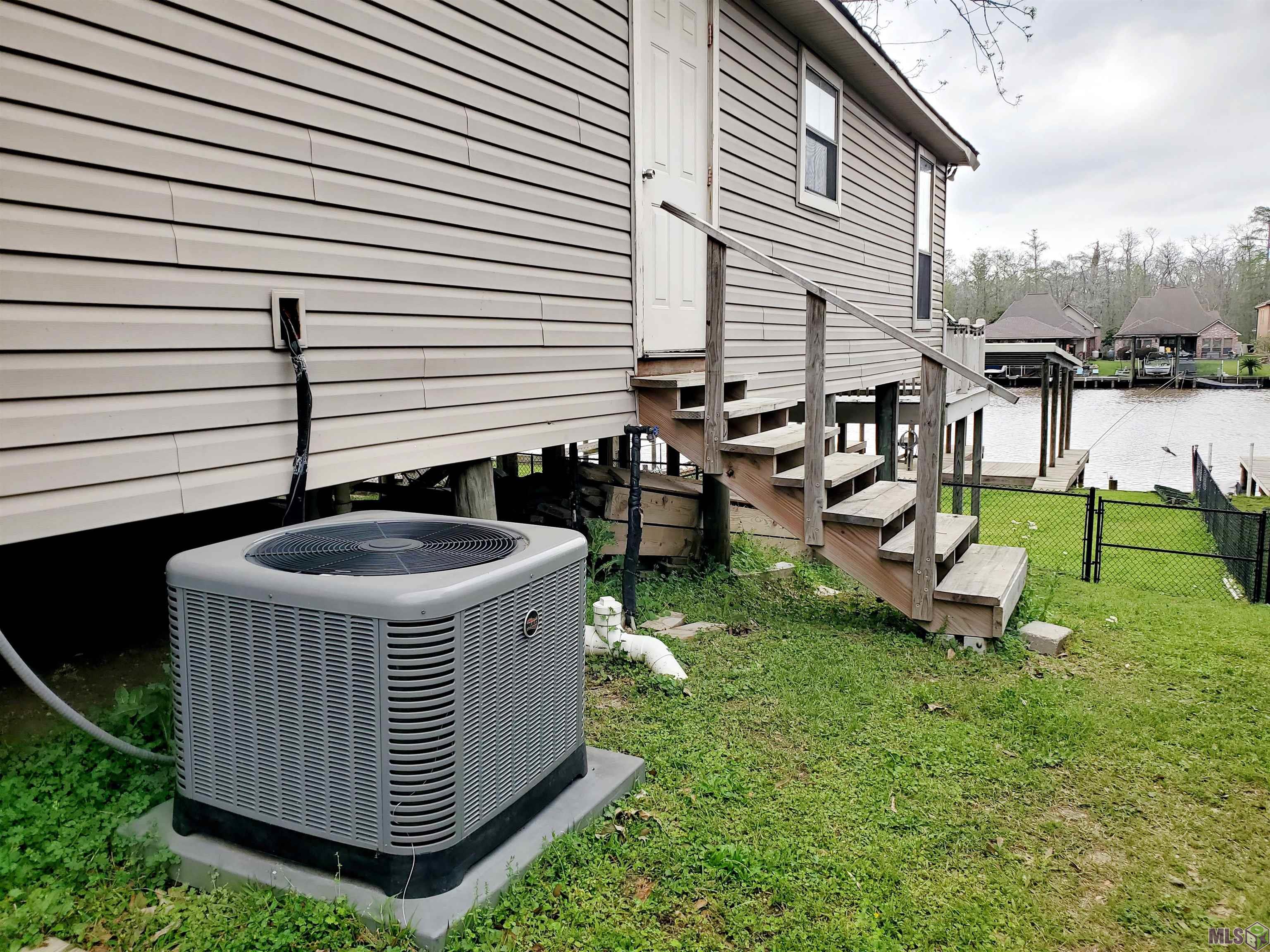 20996 Diversion Canal Road St. Amant, LA 70774 - Photo 44 of 44