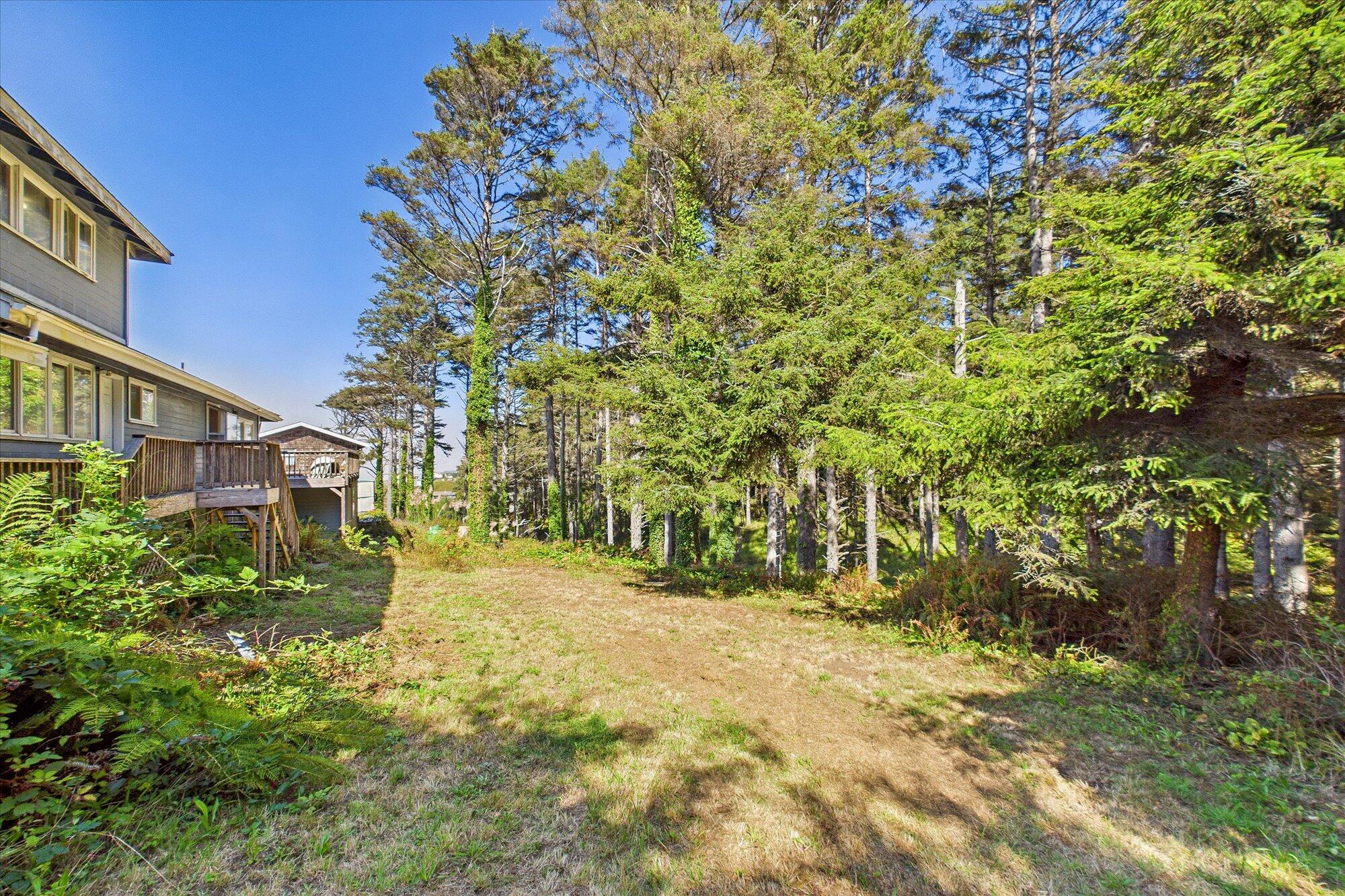 135 Oceanview Road Trinidad, CA 95570 - Photo 68 of 71 68-135 Oceanview-368