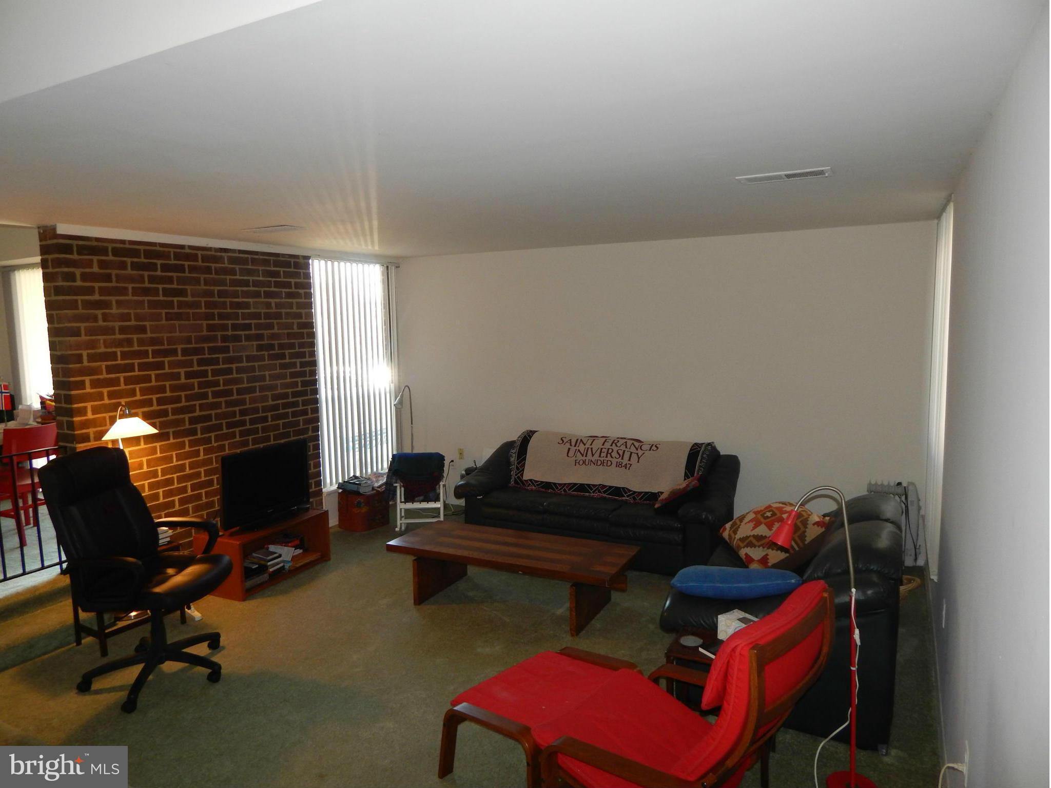 2105 Walsh View Terrace, Unit 15102 Silver Spring, MD 20902 - Photo 4 of 30 Family Room